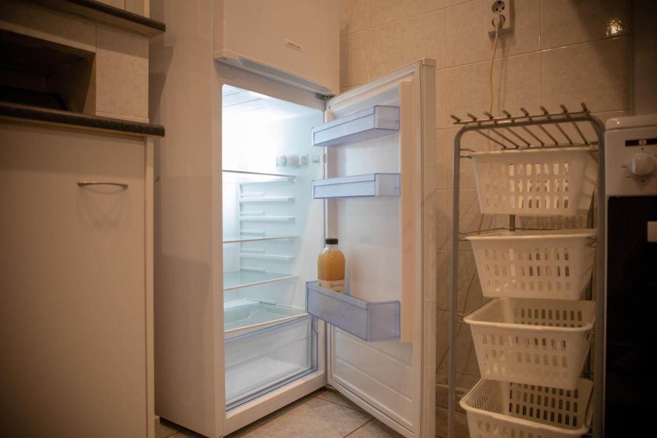 Ellanikou Apartment In Pankrati Vipgreece Атина Екстериор снимка